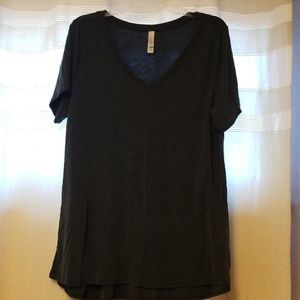 Lularoe Christy tee